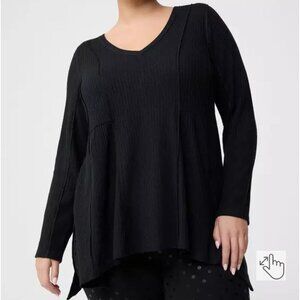 Torrid Women's Size 1X Black Waffle V-Neck Long Sleeve Sharkbite Tunic Top